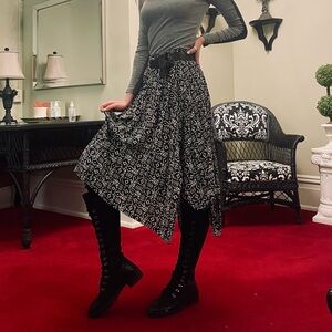 Black and White Patterned Skirt